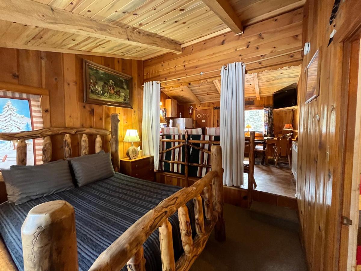 Pine Haven Resort エステス・パーク エクステリア 写真