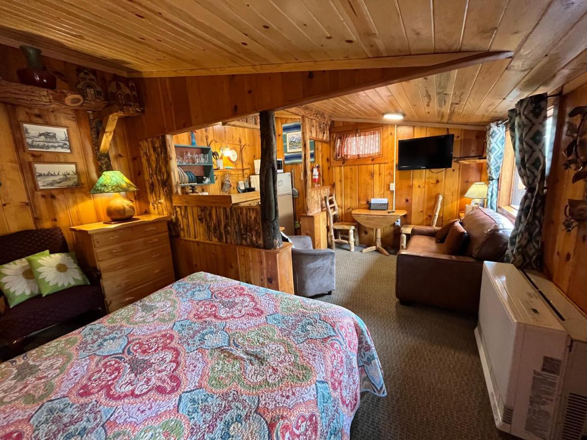 Pine Haven Resort エステス・パーク エクステリア 写真
